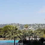 Close To The Sea Apartments